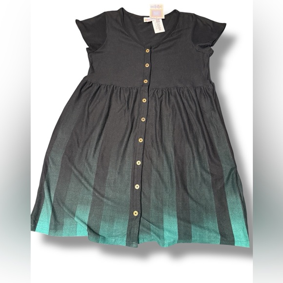LuLaRoe Dresses & Skirts - LuLaRoe Black and Green Ombré Heidi Dress Small with Tags Babydoll Buttons Goth